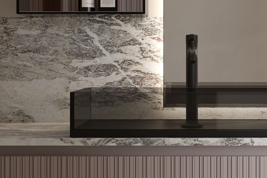 Lavabo Light: ode alla trasparenza