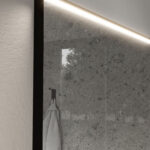 Specchio rettangolare Step con luce led superiore integrata  - Ideagroup